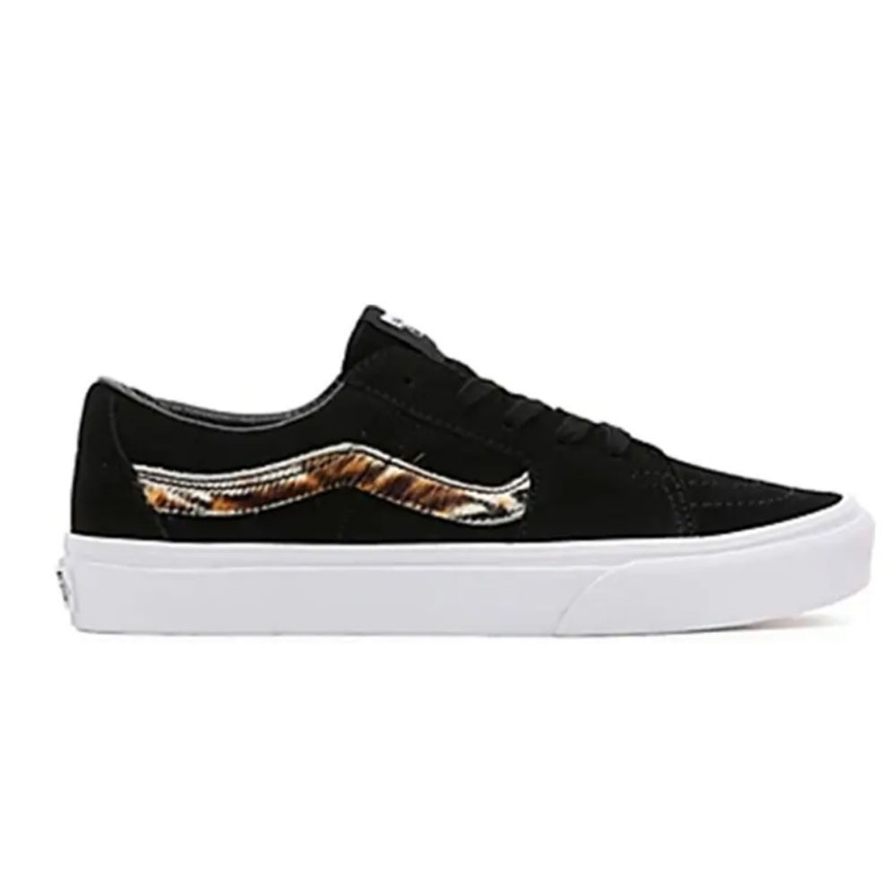 Vans Soft Suede SK8 Low Shoes - Picture 7 of 12